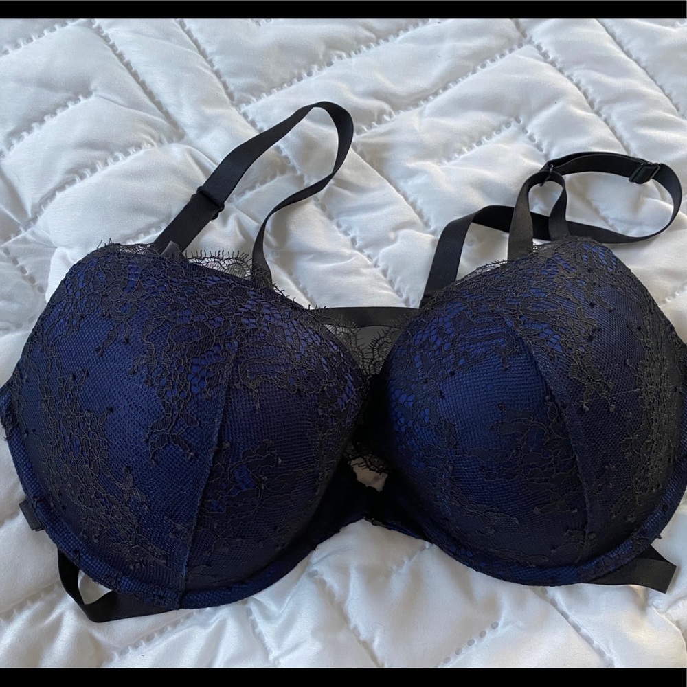 Victoria’s Secret bra